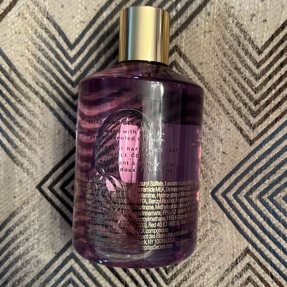 Victoria’s Secret Love Spell Refreshing Gel Body Wash - Picture 2 of 2